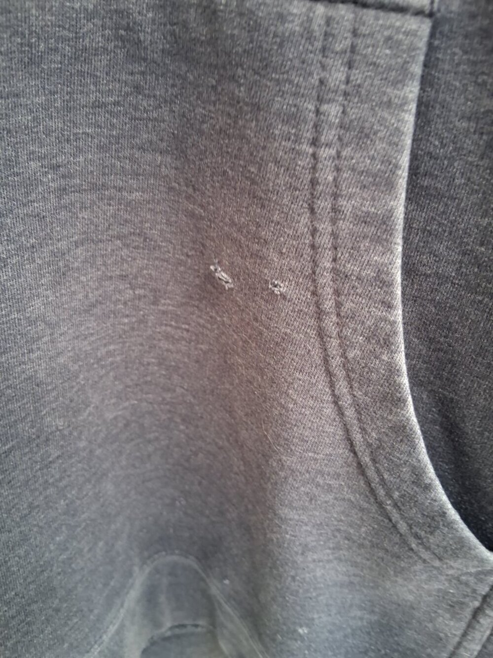 Salty Crew Chasing Tail Graphic Pullover Hoodie Grey Mens XL Hooded (Small Tear) - Picture 3 of 5